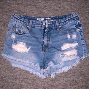 High Rise Denim Shorts (8/29)